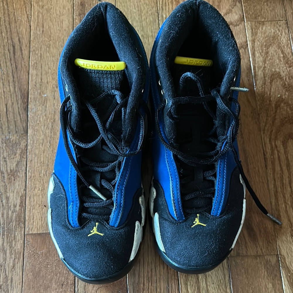 Jordan Retro Sneakers in Black and Blue